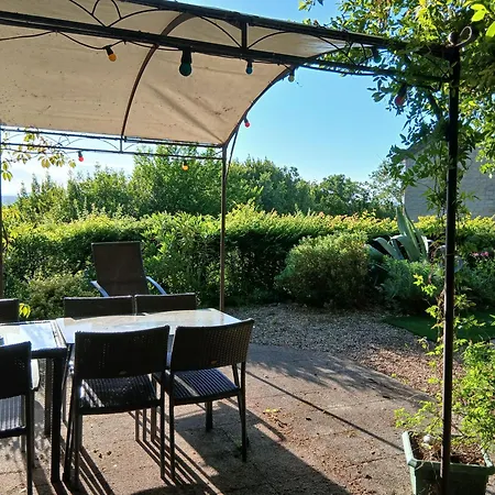 Maison Au Calme Avec Piscine 6 A 8 Personnes Prázdninový dům