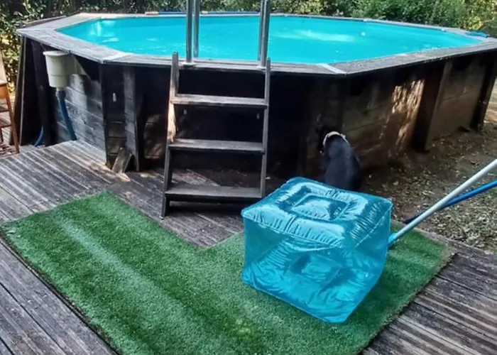 Hébergement de vacances Maison Au Calme Avec Piscine *